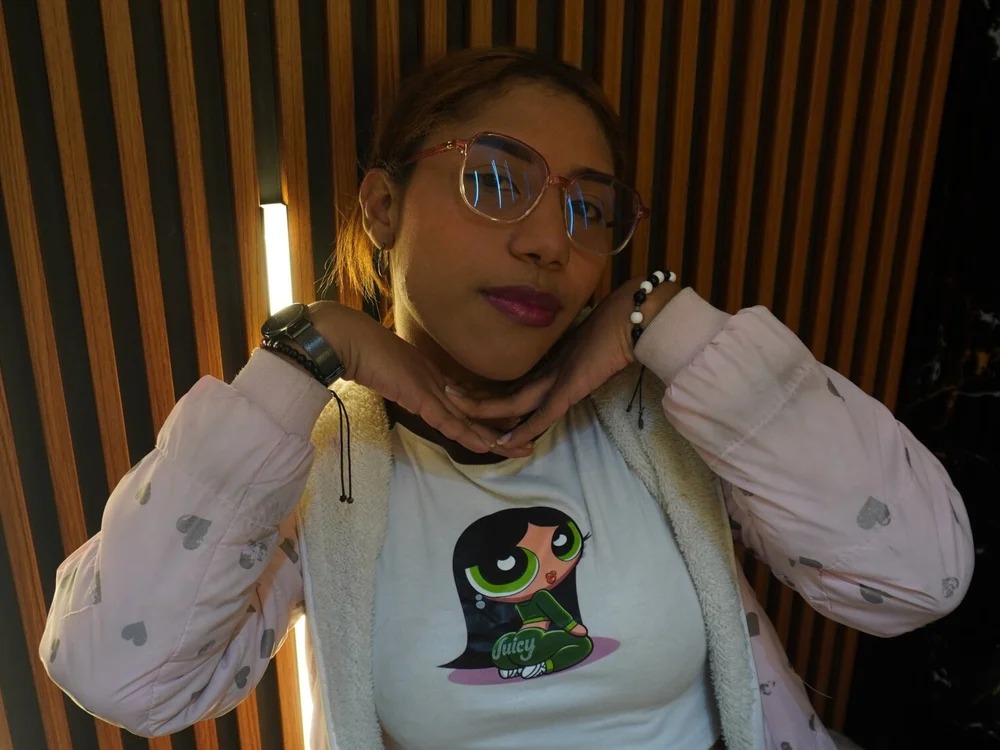 JullieTorres Chatroom