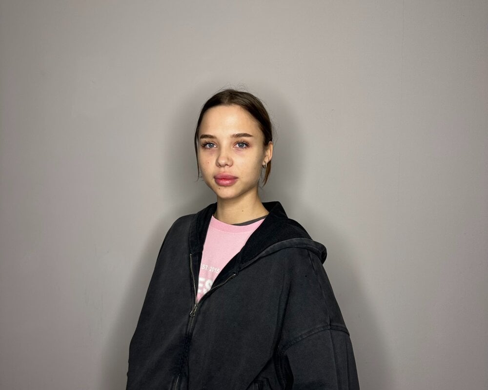 JunieTrippett Chatroom