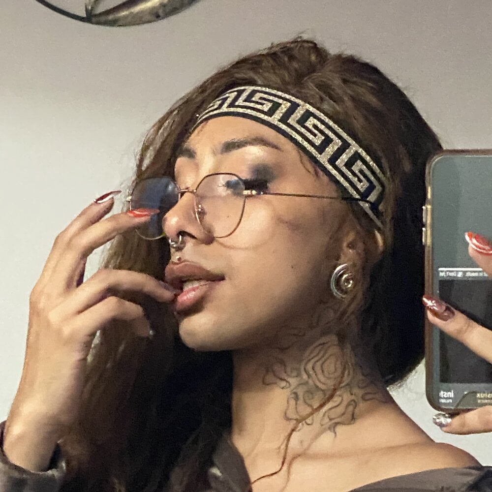 JustCleo111 Chatroom
