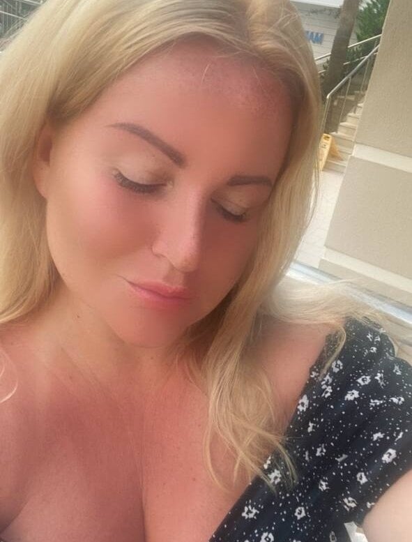 Just__Maria Chatroom