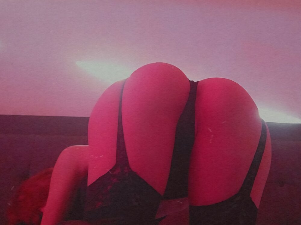 JynLuna Chatroom