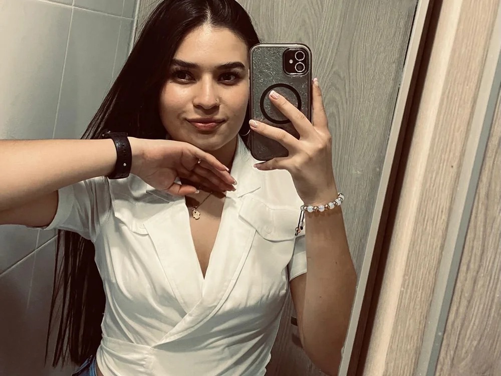 KARINA_277 Chatroom