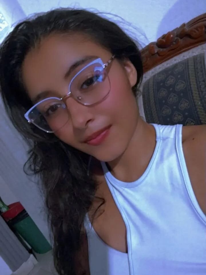 KATY_LOWERY Chatroom