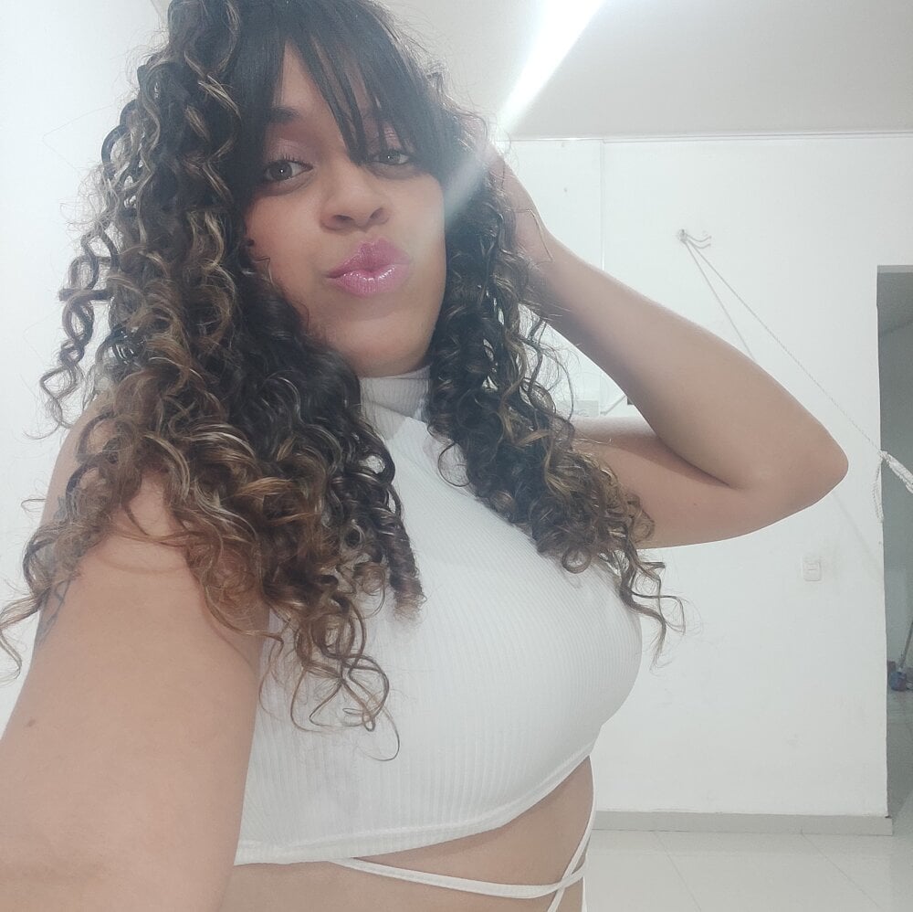 Kaitluna Chatroom