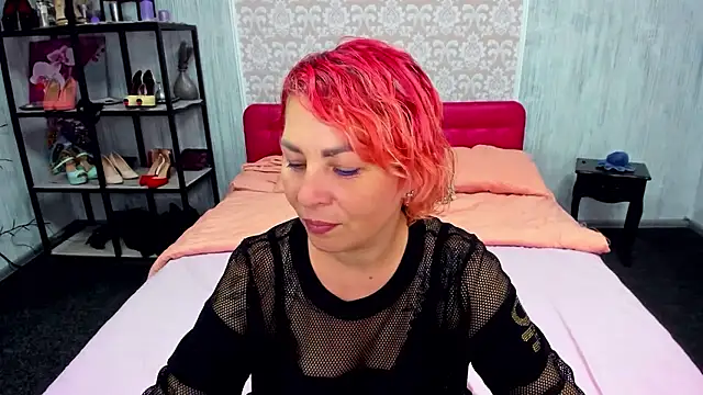KamilaBloom Chatroom