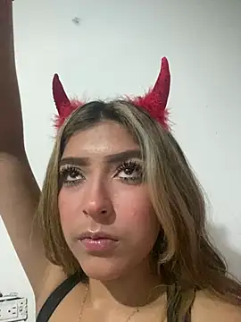 Kardashian12 Chatroom