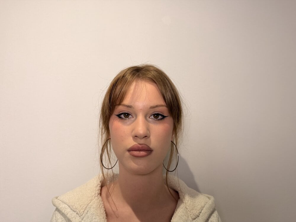 KarieBowery Chatroom