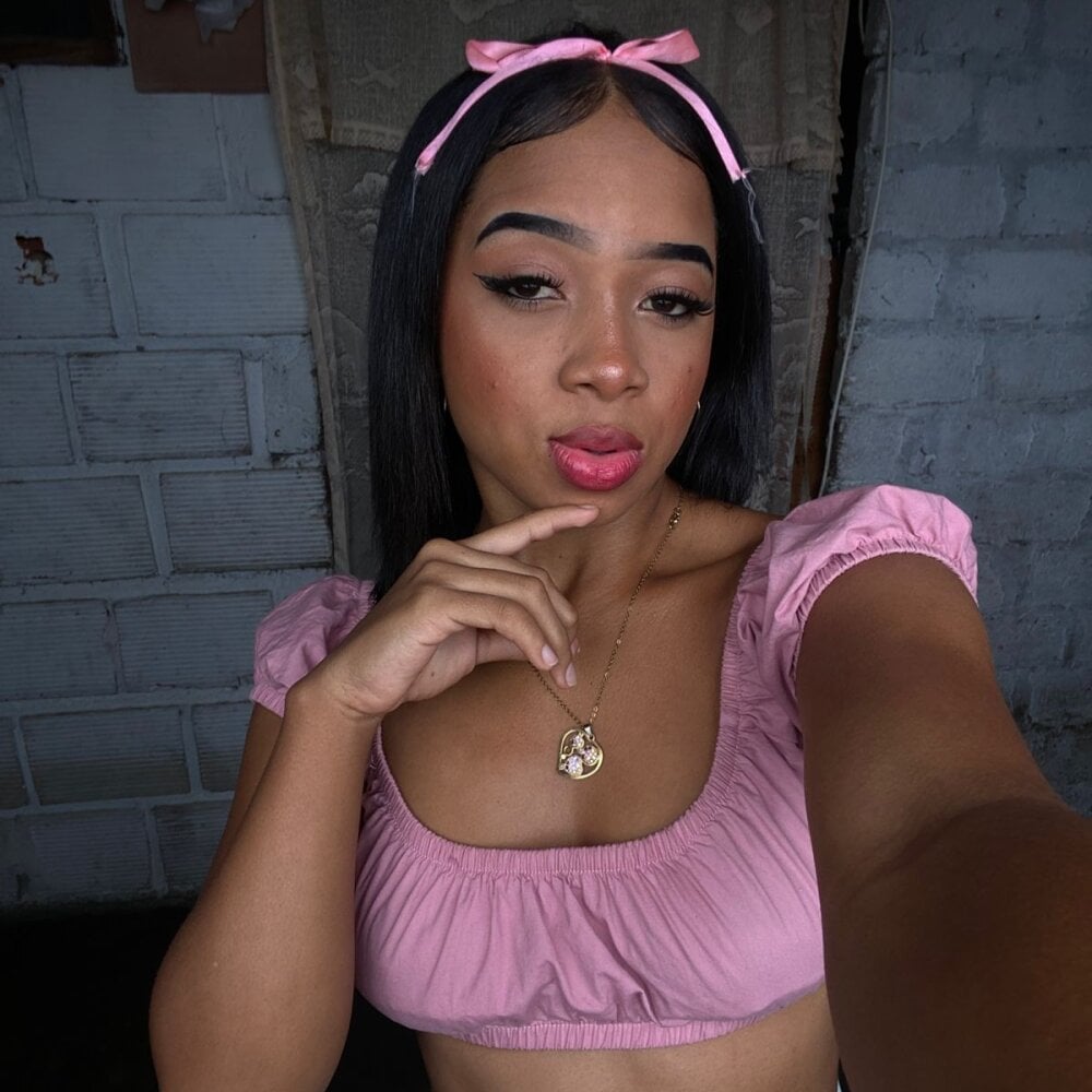 KarolBlanco Chatroom