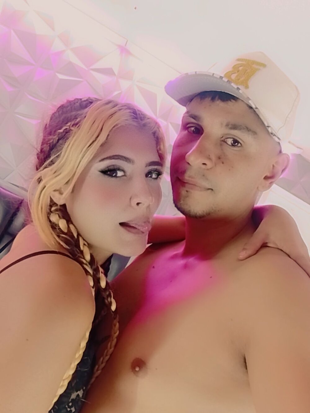 Karol_Thiago Chatroom