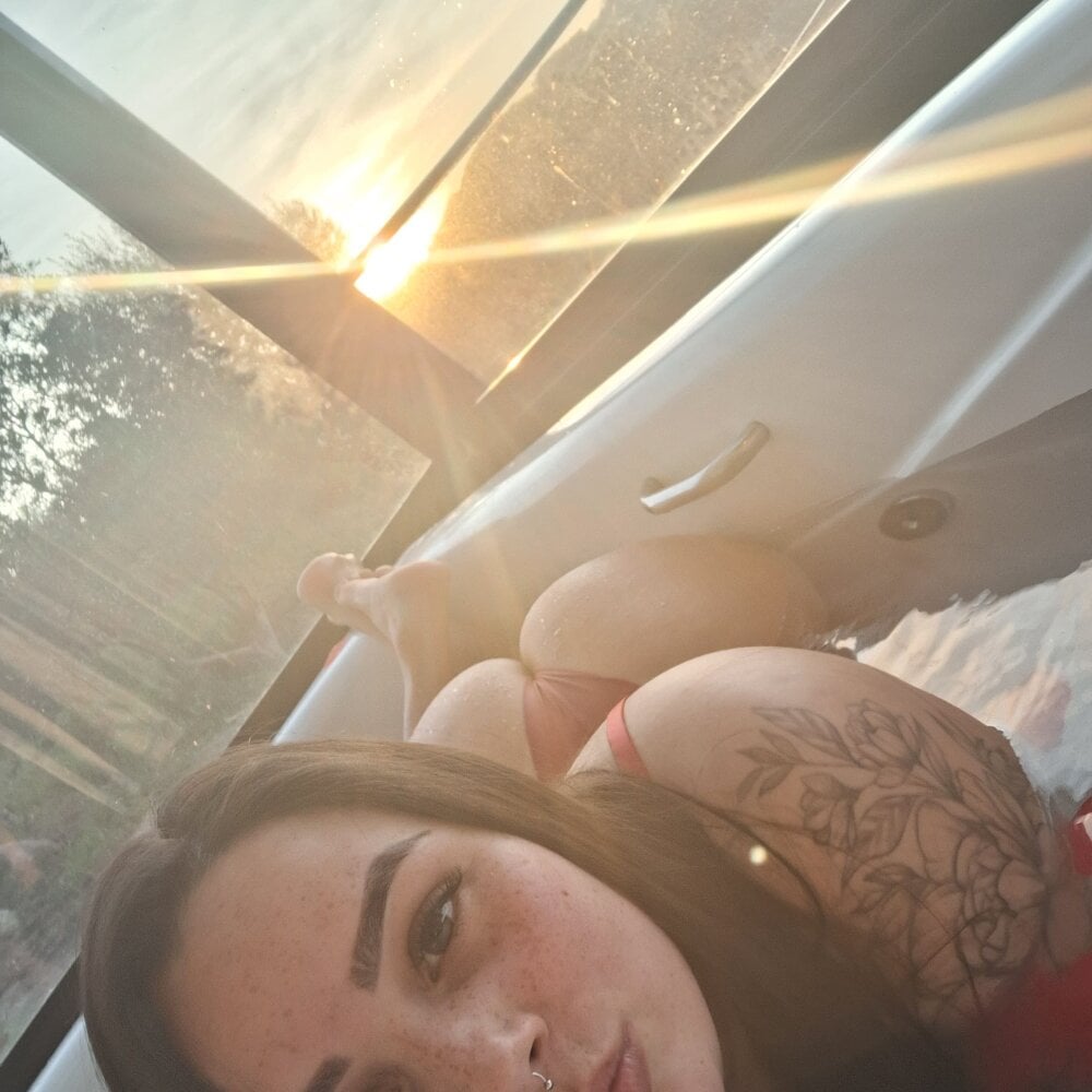 Karolnogueira Chatroom