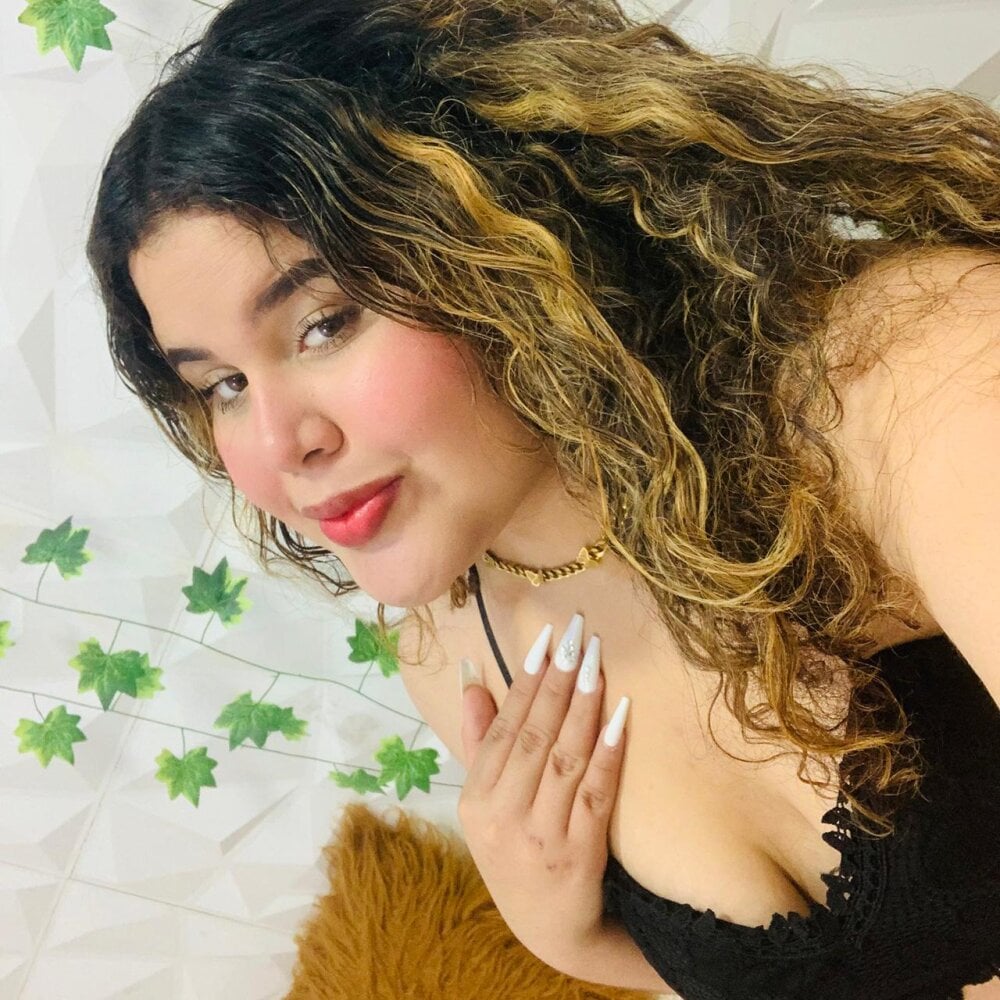 Kary_Montana Chatroom