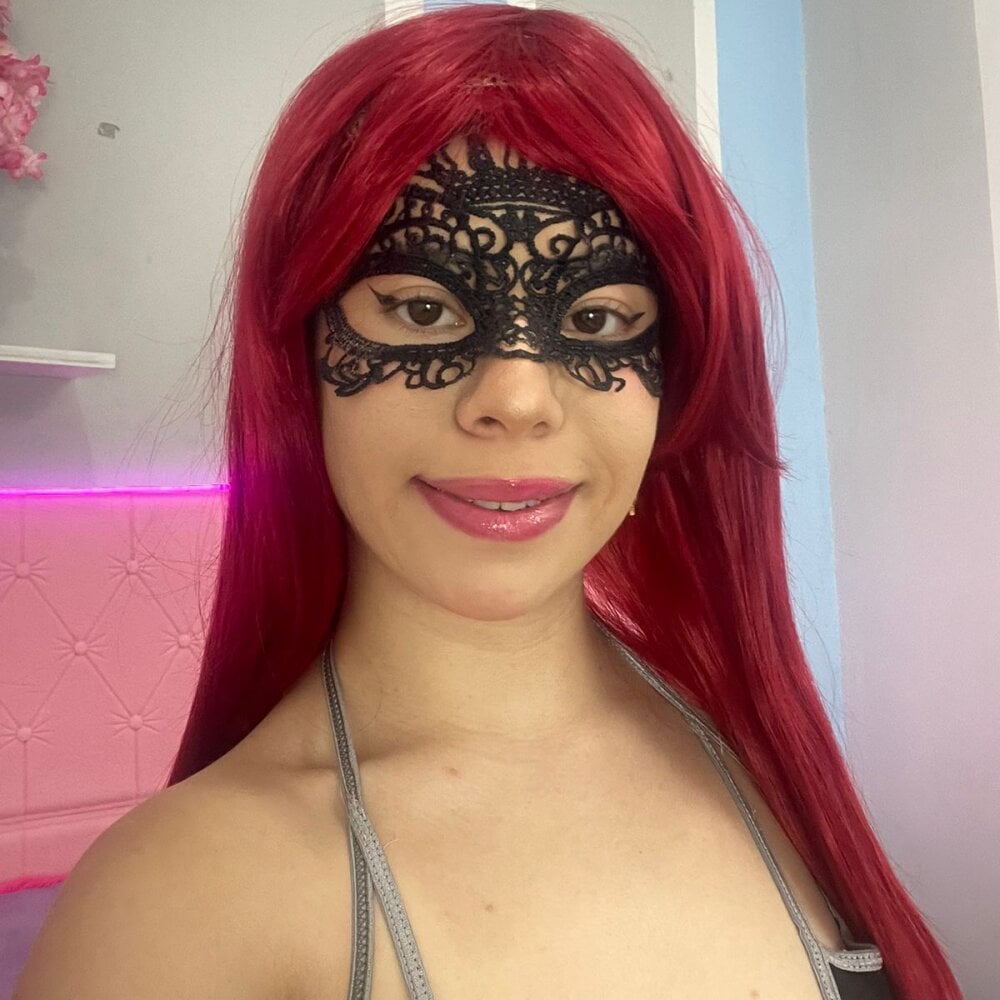 Katalina_red Chatroom
