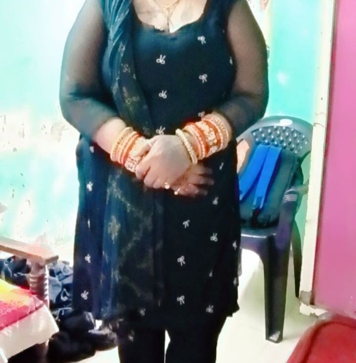 Kavya-kumari Webcam Profile Picture Kavya-kumari Chatroom