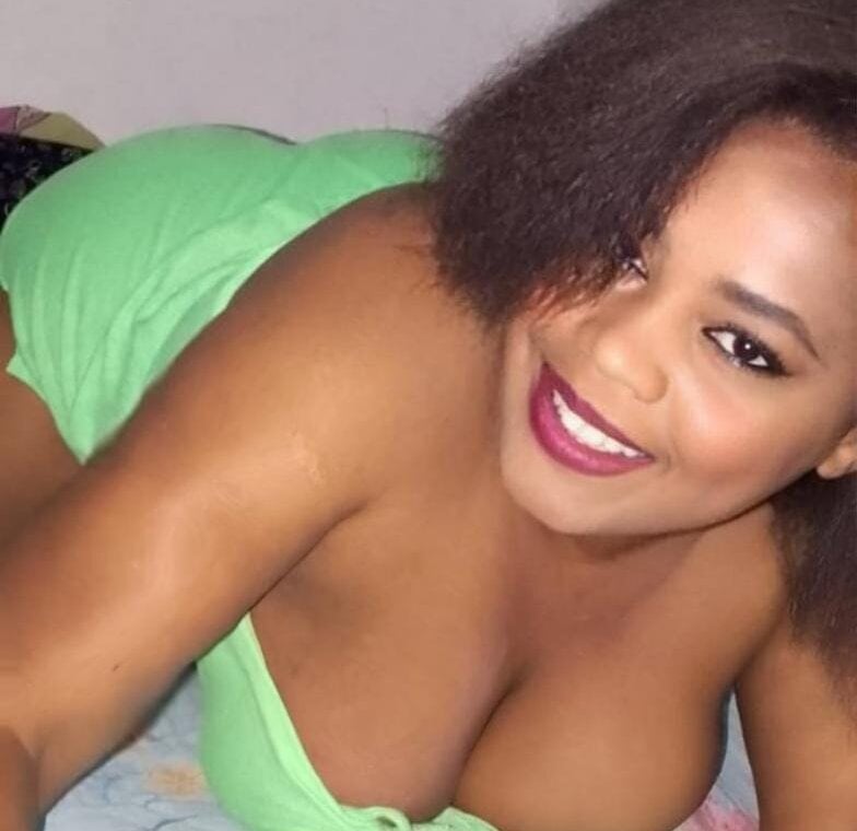 Kelly2morena Chatroom