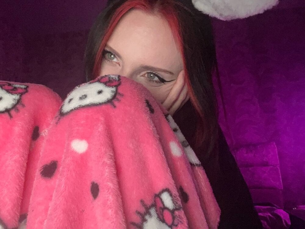 Kelly_Gerzikaa Chatroom
