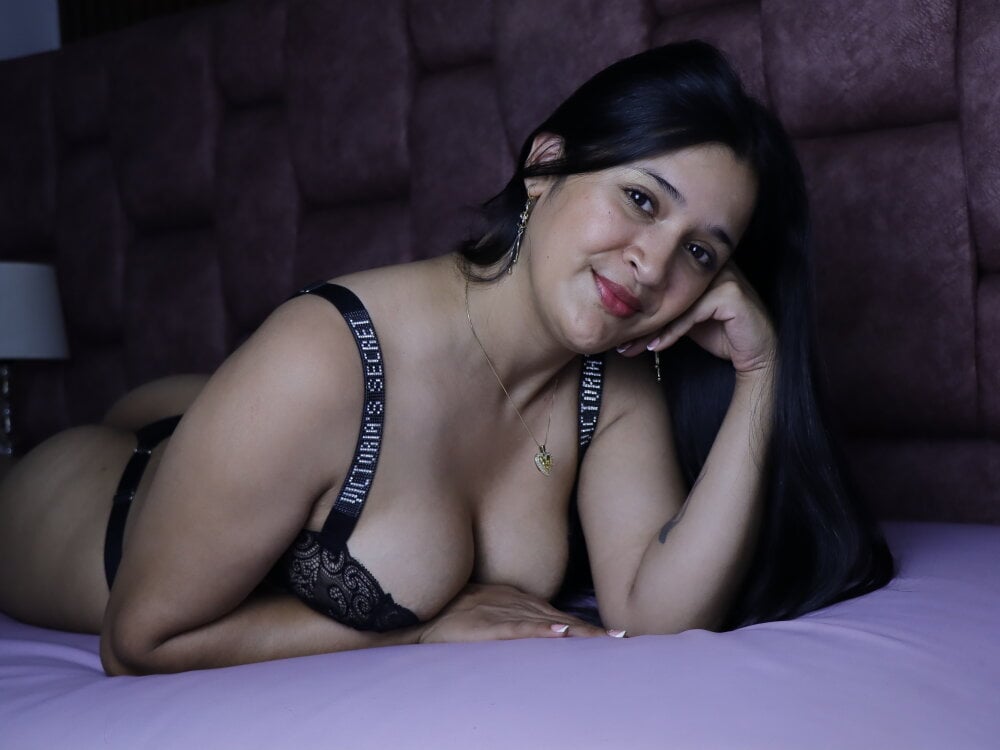 Kendall_Lane Chatroom