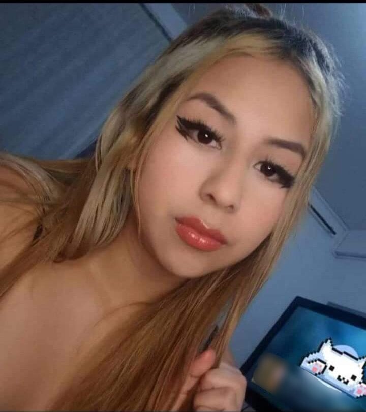 Kenia_Moreno1 Chatroom