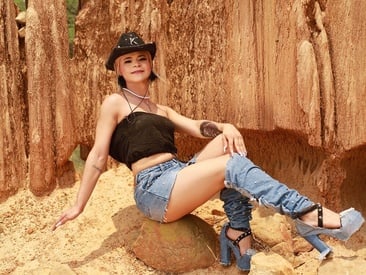 kenya-walker