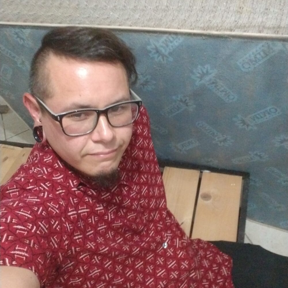 Kerrry_Caverga Chatroom