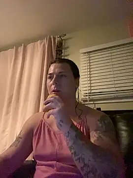 KevieWantsABoobJob Chatroom