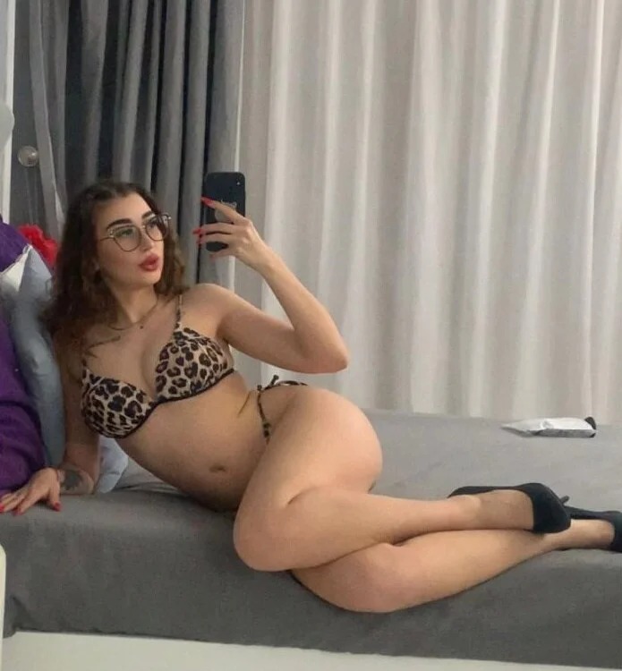 KimJada Chatroom