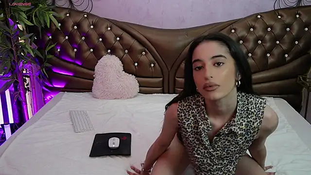 KimmyFae Chatroom