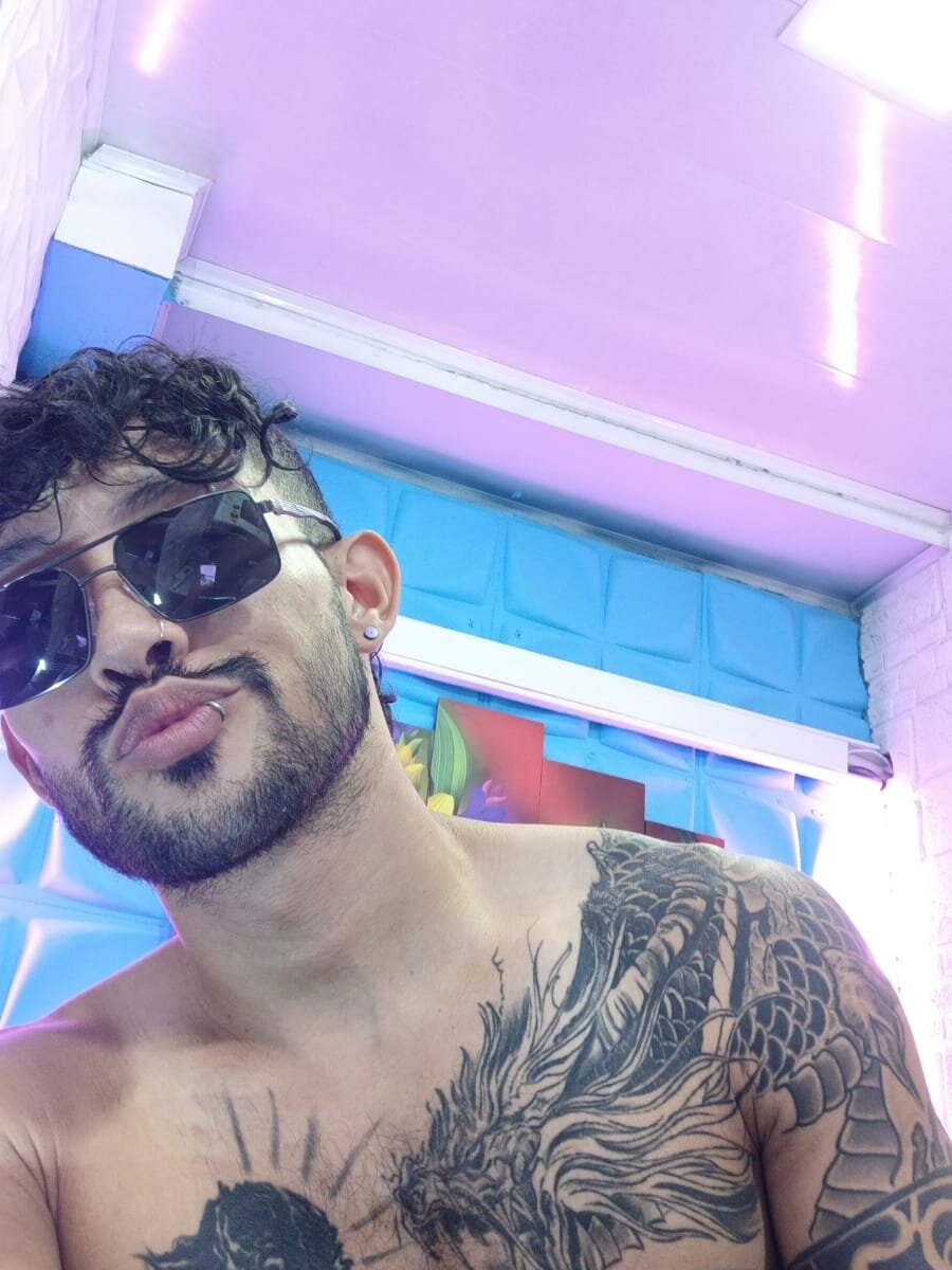 Kingbigcock23cm Chatroom