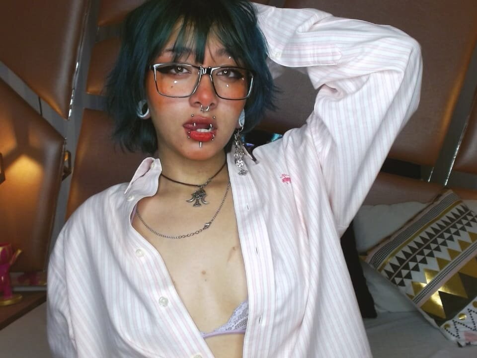 KinkyDoll69_ Chatroom