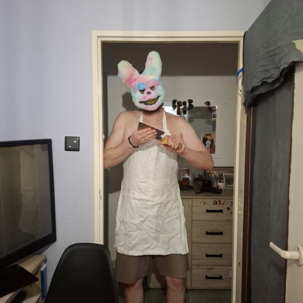 KinkyNoNameMarried Chatroom