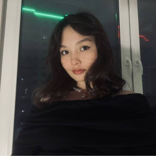 KiraVelvet Chatroom