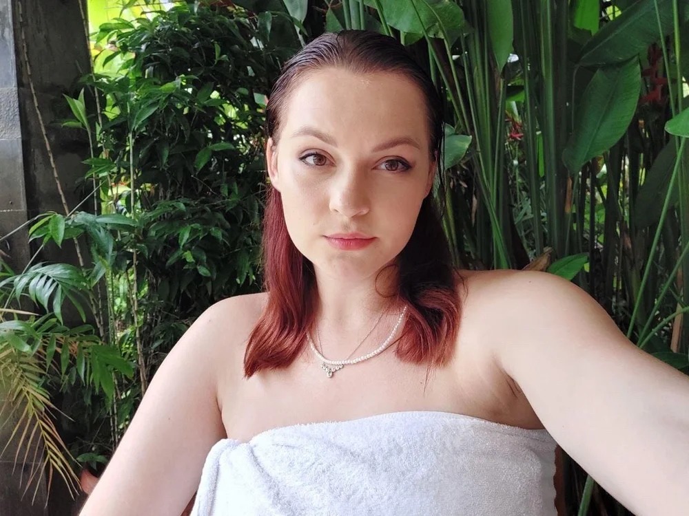 KirraMoss Chatroom