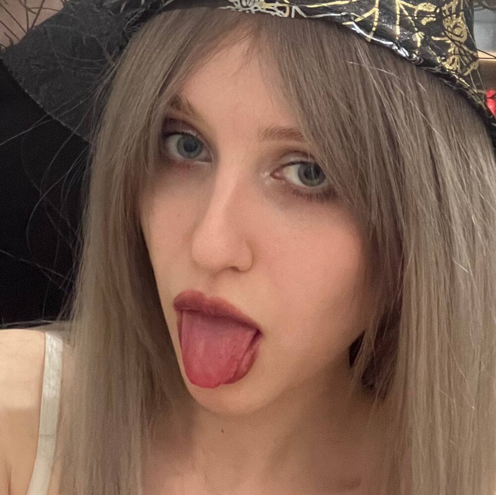 KissChristie Chatroom