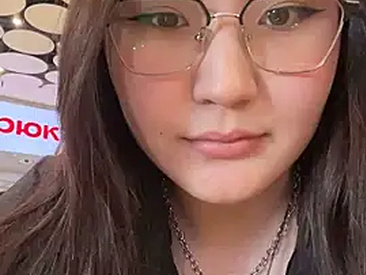 kissmeeva