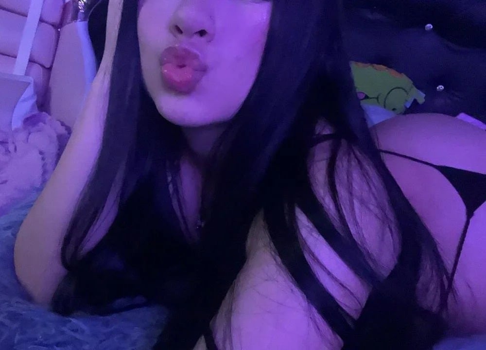 KittyKaee_ Chatroom