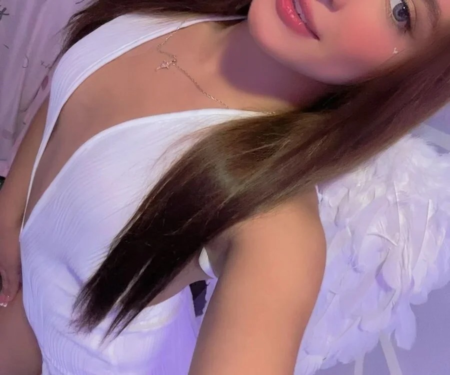 Kitty_Lugo Chatroom