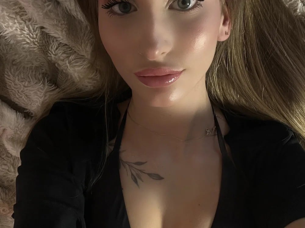Kittymona Chatroom