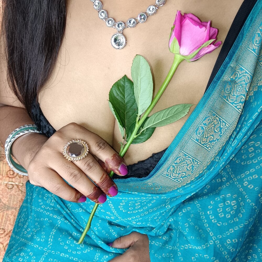 Komal_G Chatroom