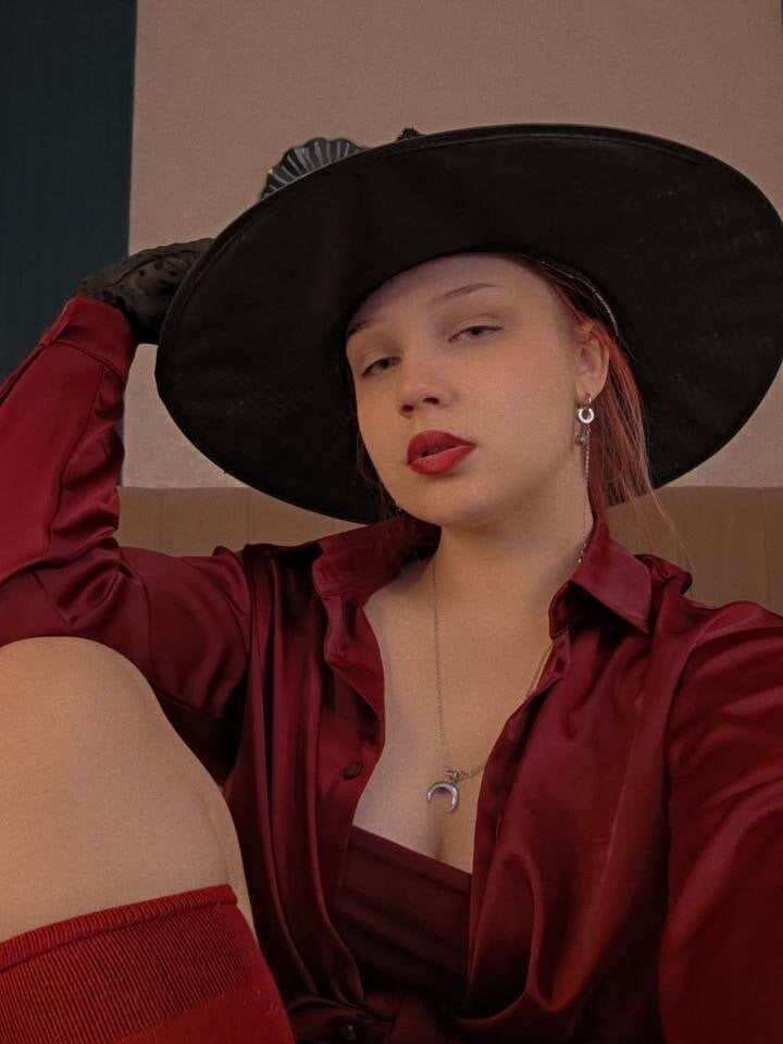 Kortney_Fox Chatroom