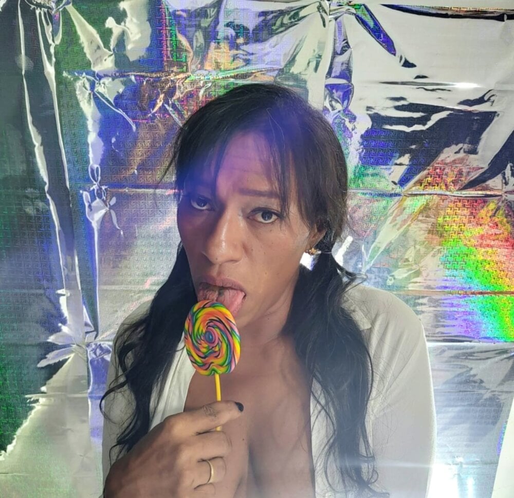 Kristal_Bronw_Lawren Webcam Profile Picture Kristal_Bronw_Lawren Chatroom