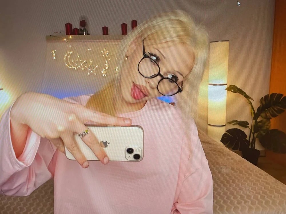 KristiFlash Chatroom