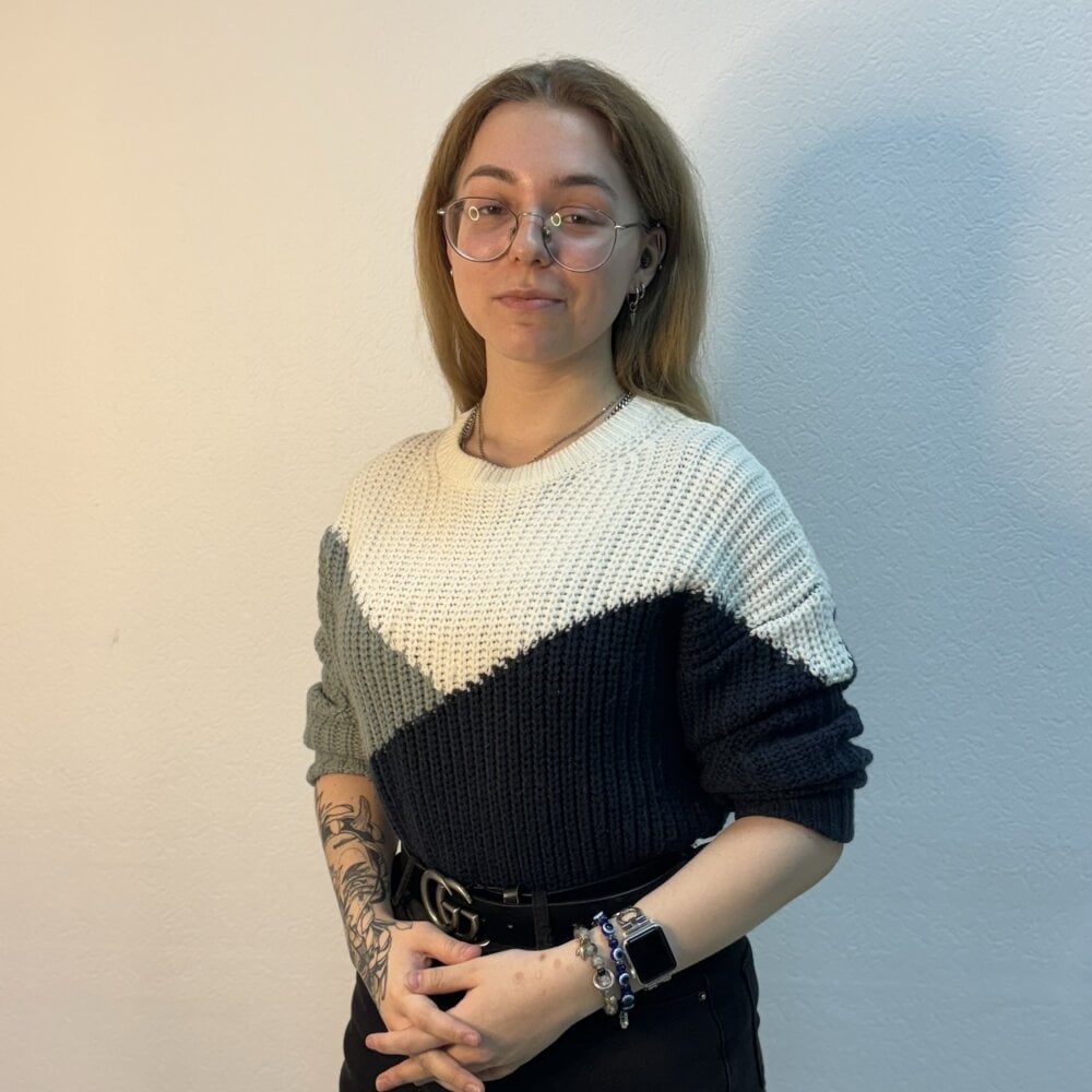 KymWestgaard Chatroom