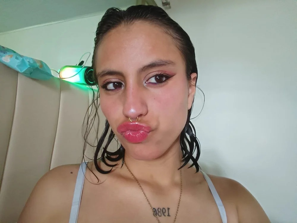 LICA_TAY Chatroom