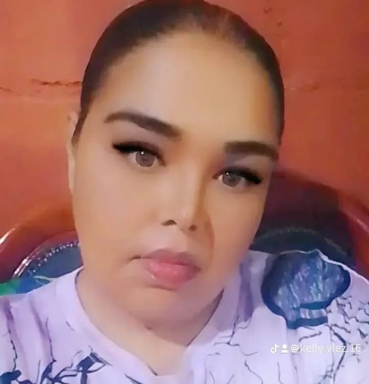 LILY_CURLS Chatroom