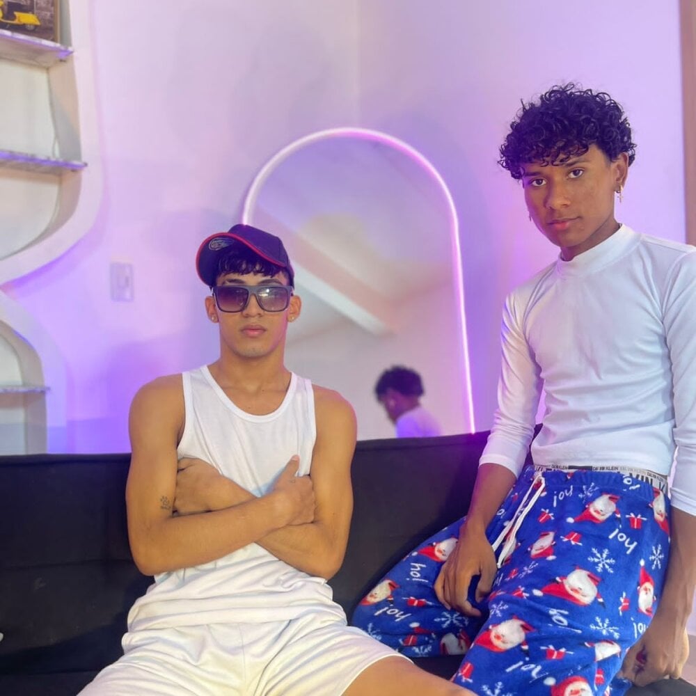 LONDON_BOYS1 Chatroom