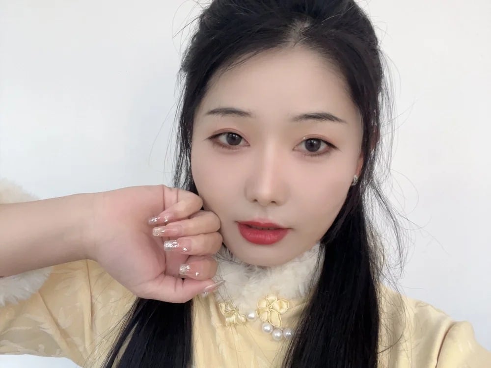 LOP78569 Chatroom