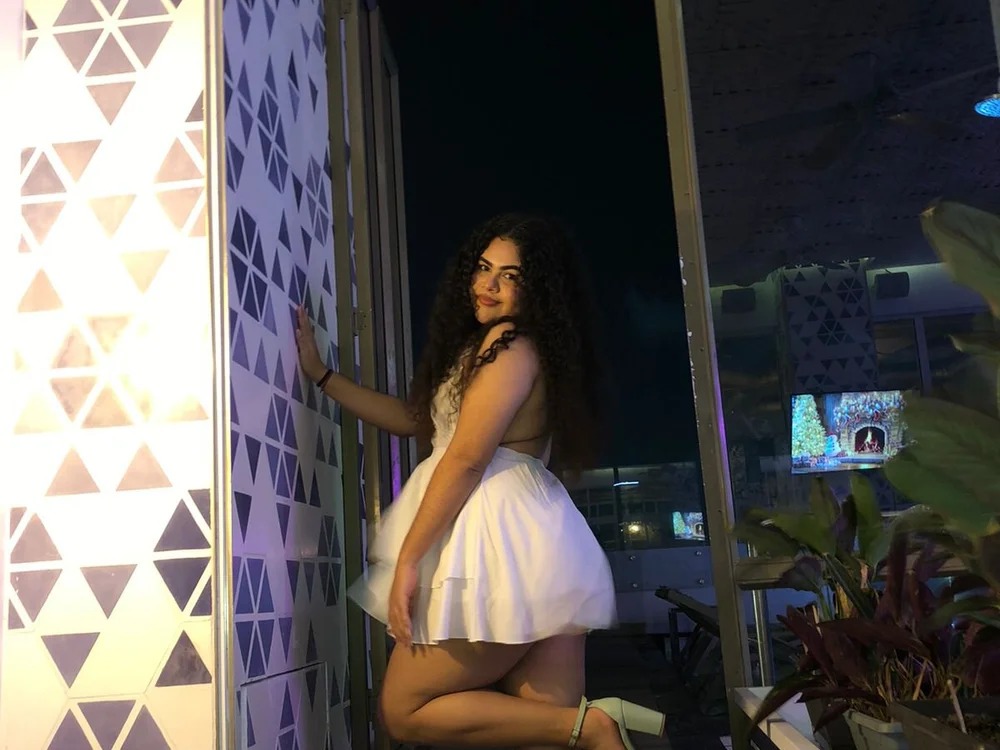 LOU_22_ Chatroom