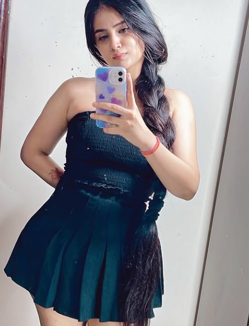 LOVE_RIYA Chatroom
