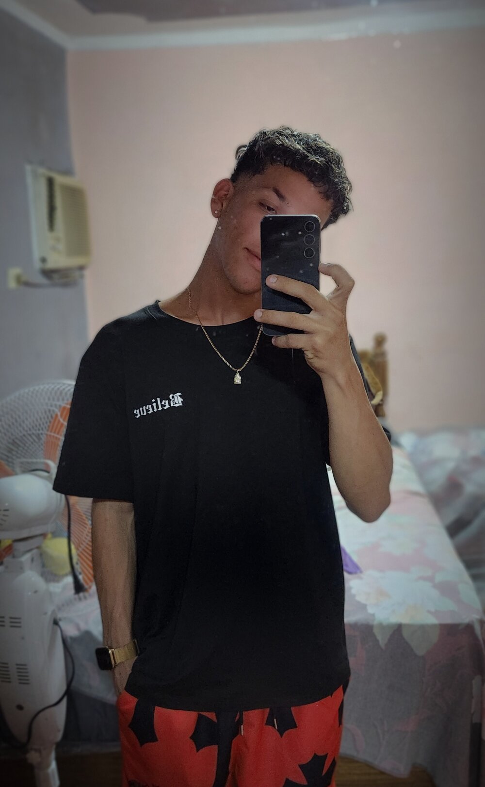 Labrada0221 Chatroom