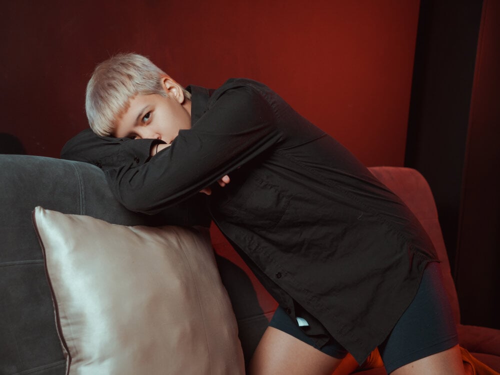 Lady-Boy1 Chatroom
