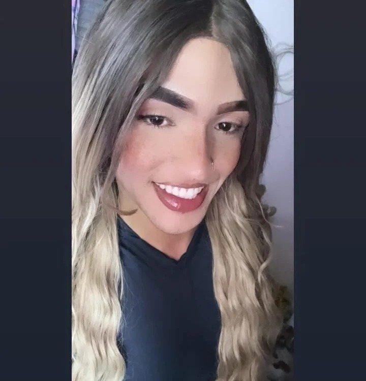 Lady_Hott19 Chatroom